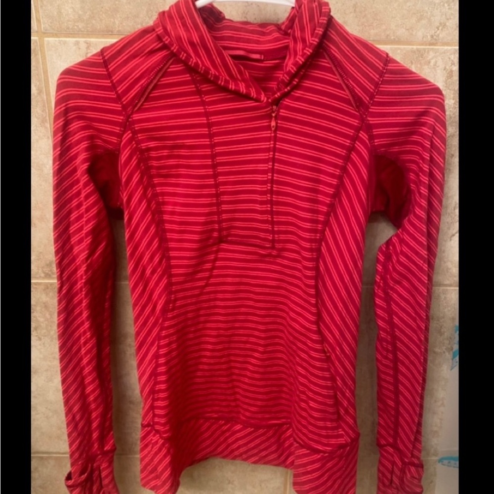 Lululemon Think Fast Pullover - size 10